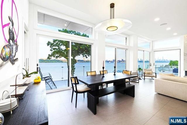 32 Shore Road Edgewater, NJ 07020 - Photo 18 of 44