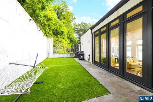 32 Shore Road Edgewater, NJ 07020 - Photo 28 of 44