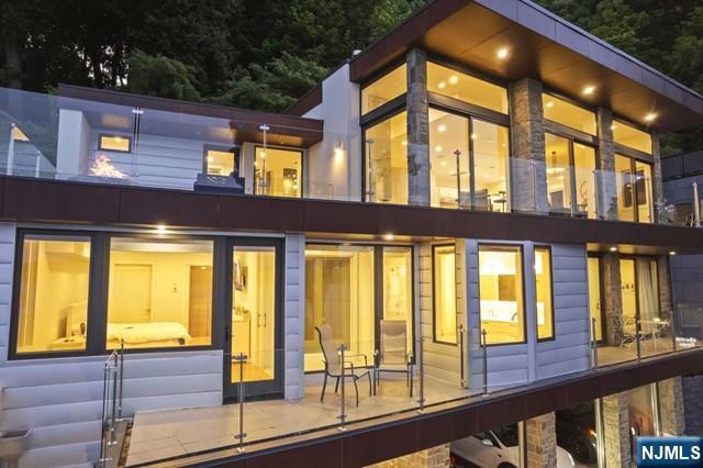 32 Shore Road Edgewater, NJ 07020 - Photo 30 of 44