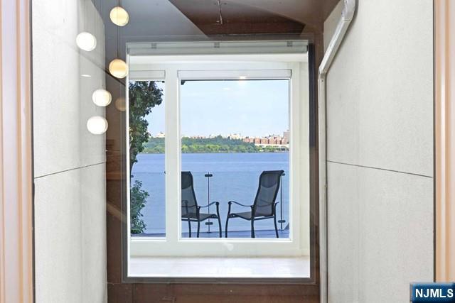 32 Shore Road Edgewater, NJ 07020 - Photo 32 of 44