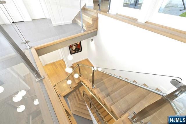 32 Shore Road Edgewater, NJ 07020 - Photo 42 of 44