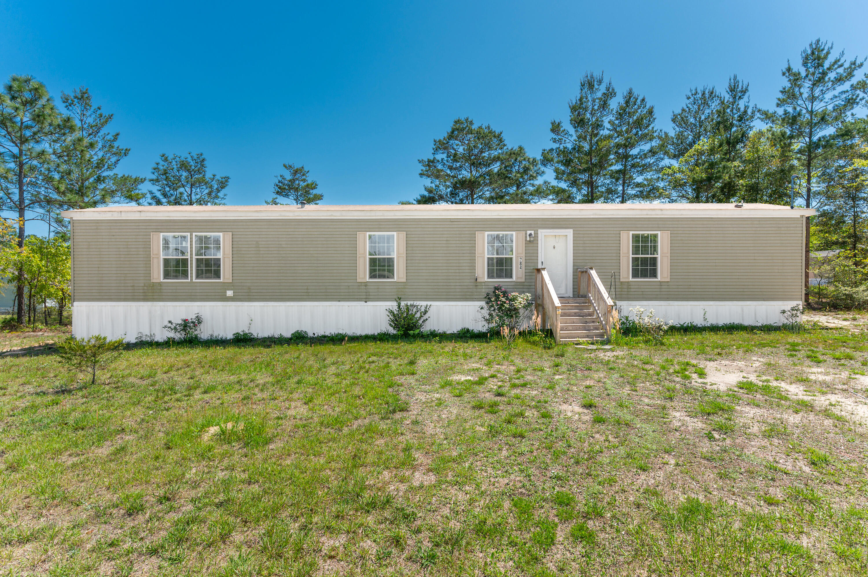 284 Iris Lane DeFuniak Springs, FL 32433 - Photo 1 of 31 1