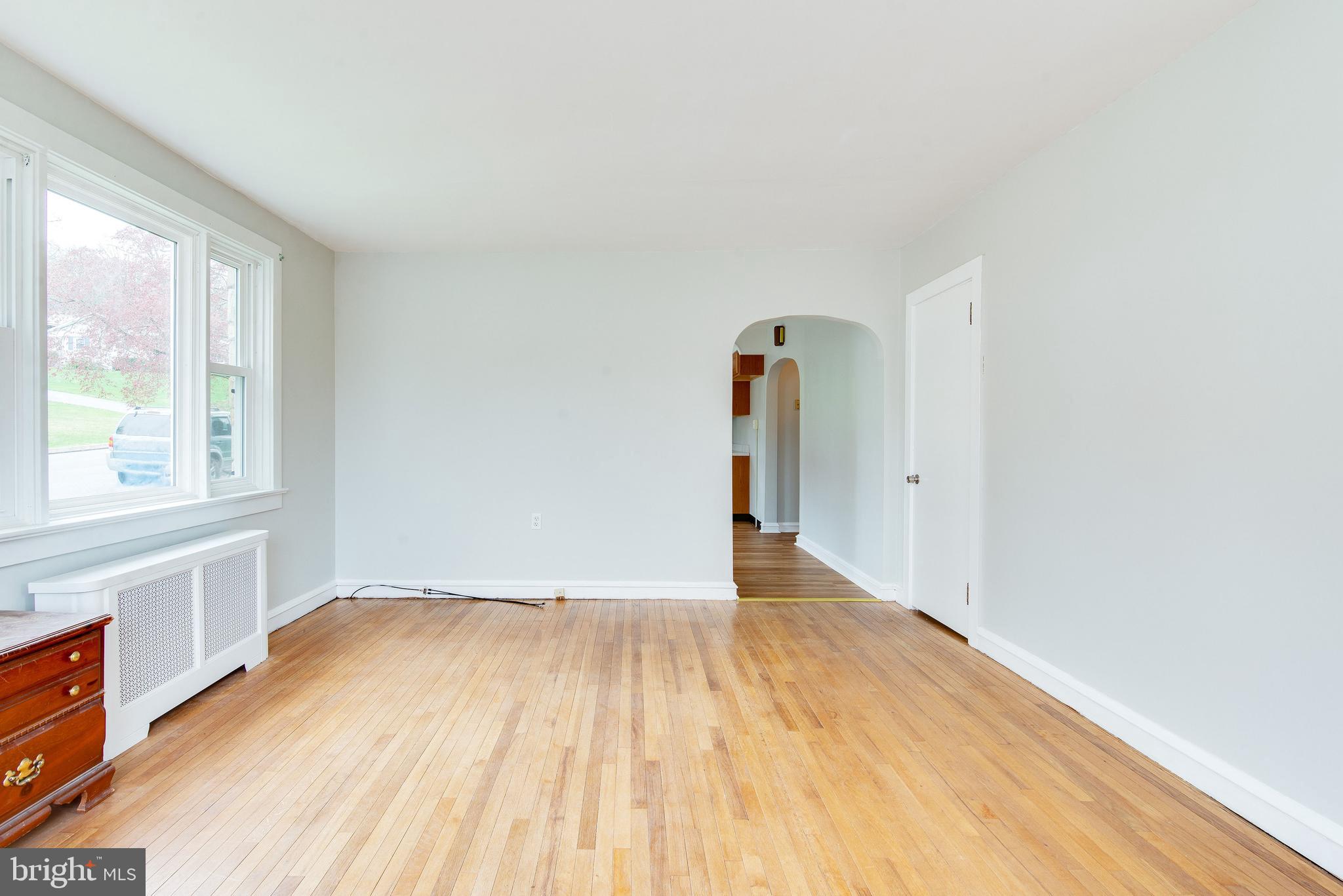 1002 Crestview Avenue Reading, PA 19607 - Photo 15 of 32 Gallery Image 15