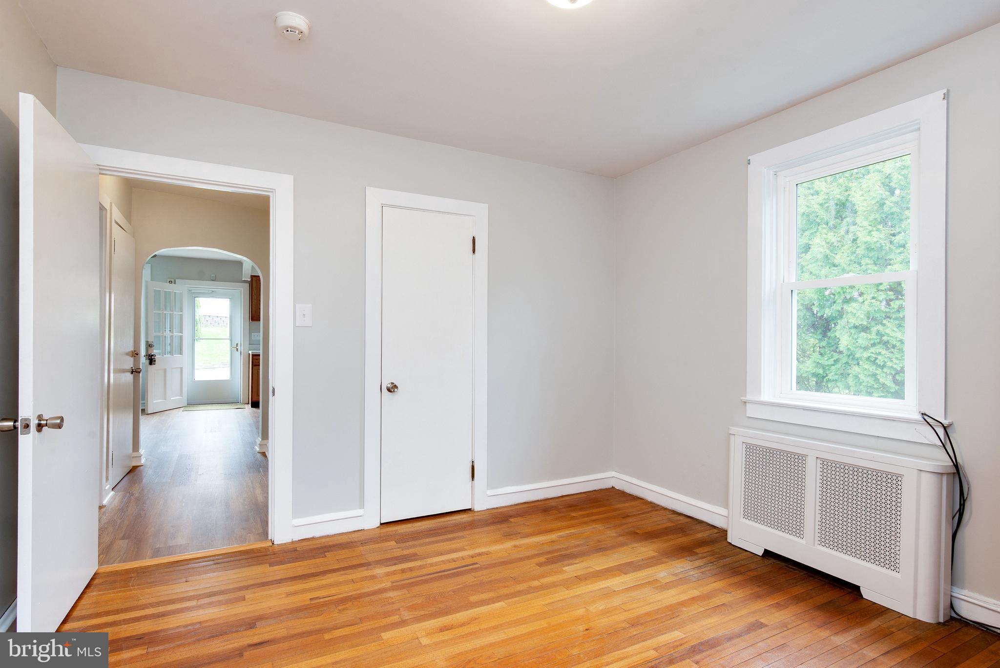 1002 Crestview Avenue Reading, PA 19607 - Photo 23 of 32 Gallery Image 23