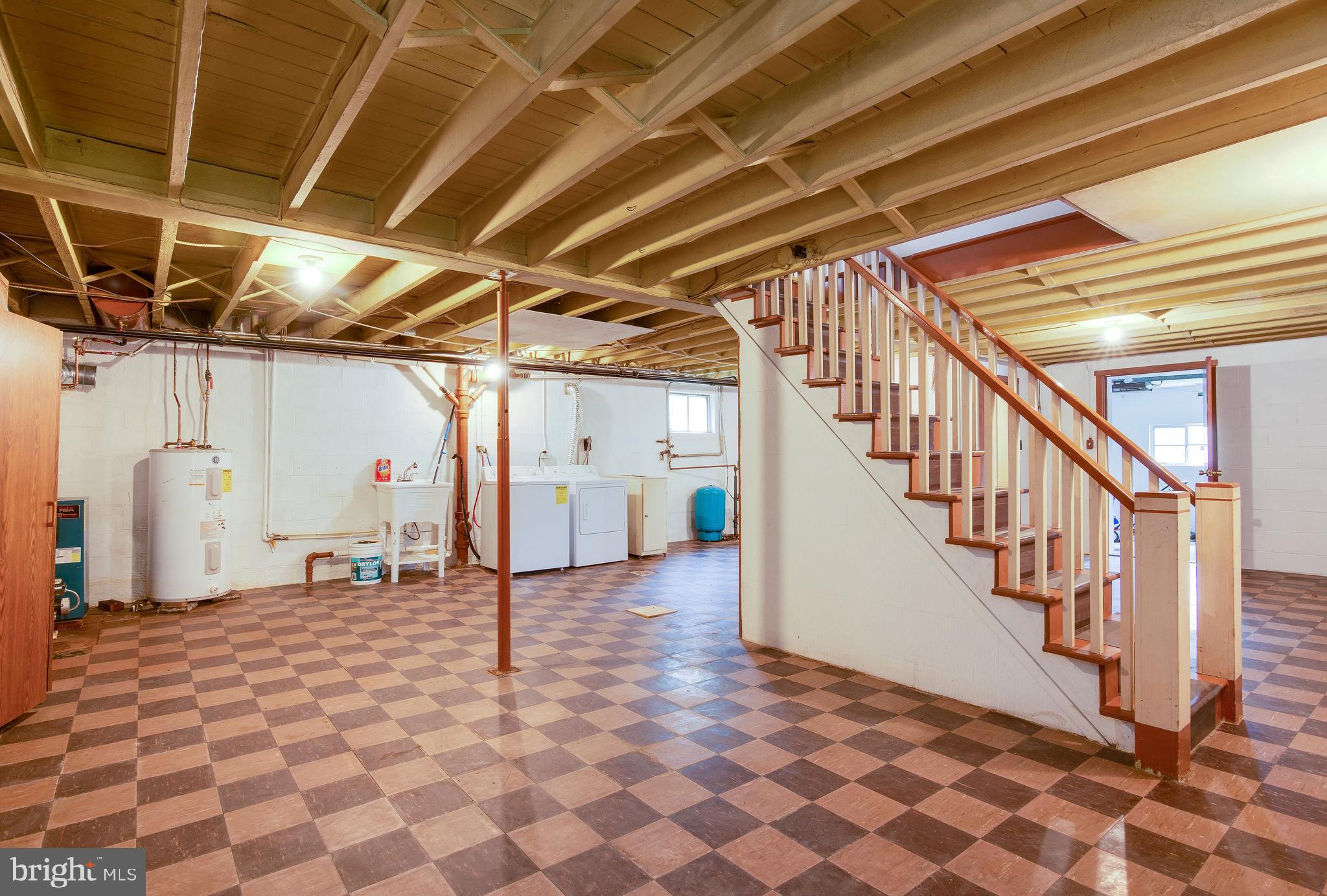 1002 Crestview Avenue Reading, PA 19607 - Photo 28 of 32 Basement