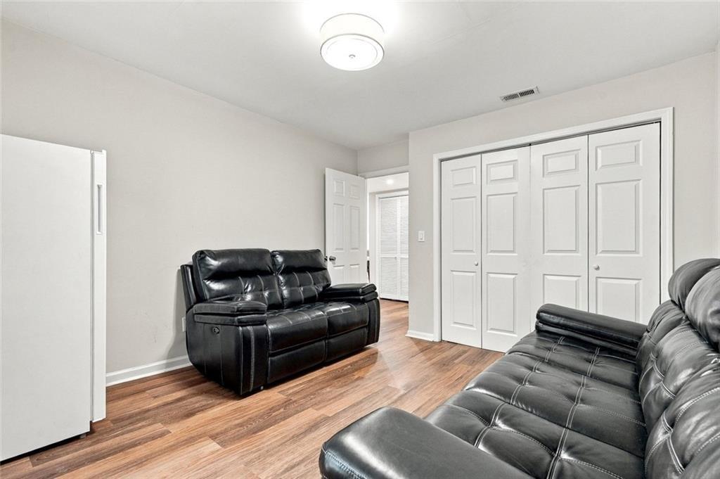 6851 Roswell Road, Unit Q15 Sandy Springs, GA 30328 - Photo 17 of 39 Gallery Image 17