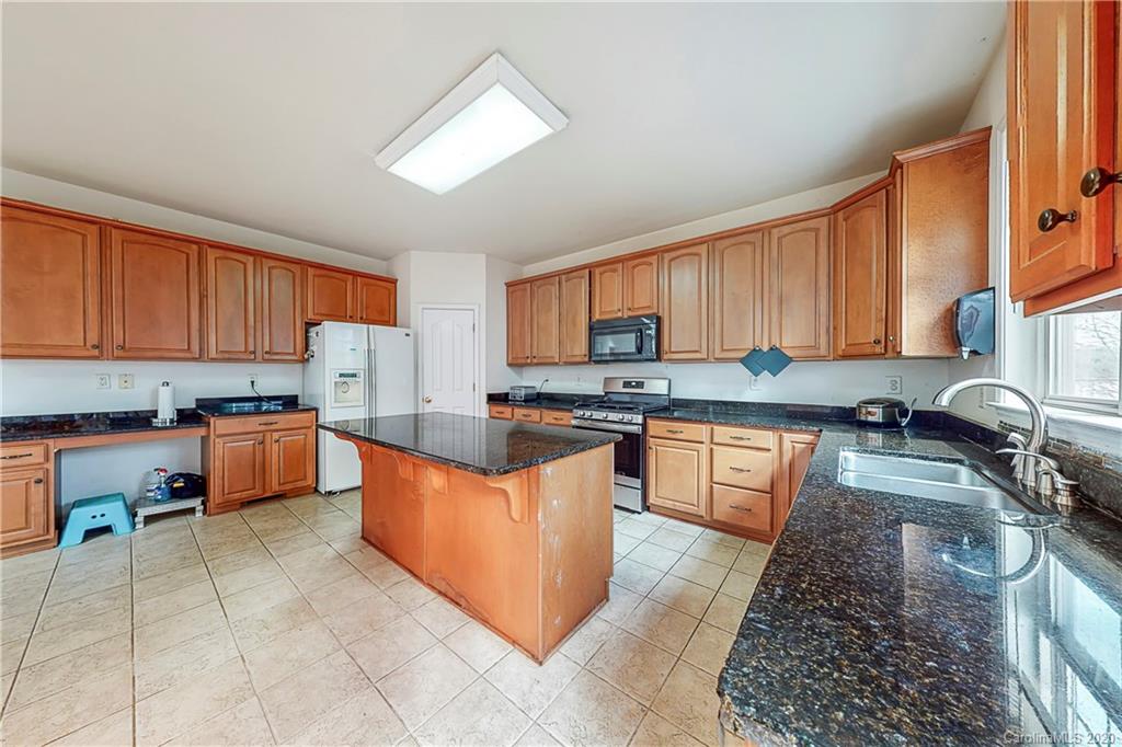 5717 Pyrite Circle Fort Mill, SC 29708 - Photo 8 of 36