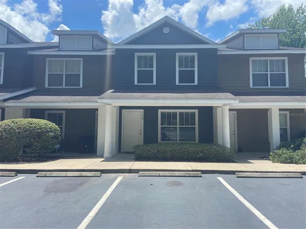 $1,650 | 2348 Southwest 42nd Drive, Unit 48, Gainesville, FL 32607