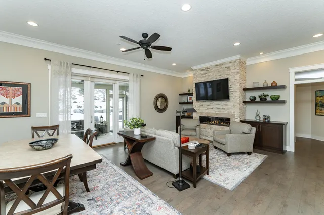 $625,000 | 4016 Berkshire Road Southwest, Rochester, MN 55902