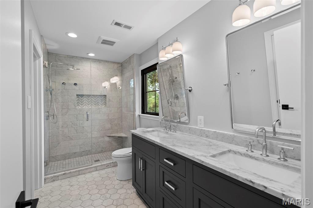 436 Tregaron Place Frontenac, MO 63131 - Photo 39 of 61