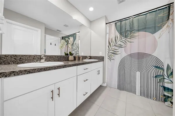 $469,999 | 31440 Barrel Wave Way, Wesley Chapel, FL 33545