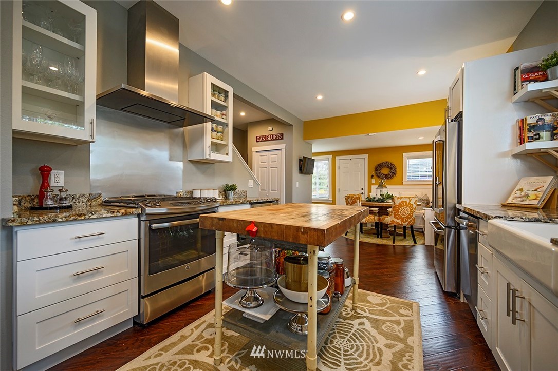 3917 South Morgan Street Seattle, WA 98118 - Photo 12 of 25 Gallery Image 12