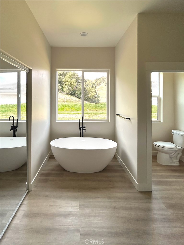 12650 Cenegal Road Atascadero, CA 93422 - Photo 21 of 32 Primary bathroom in similar home