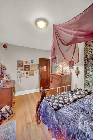 $850,000 | 6447 North Glenwood Avenue, Chicago, IL 60626