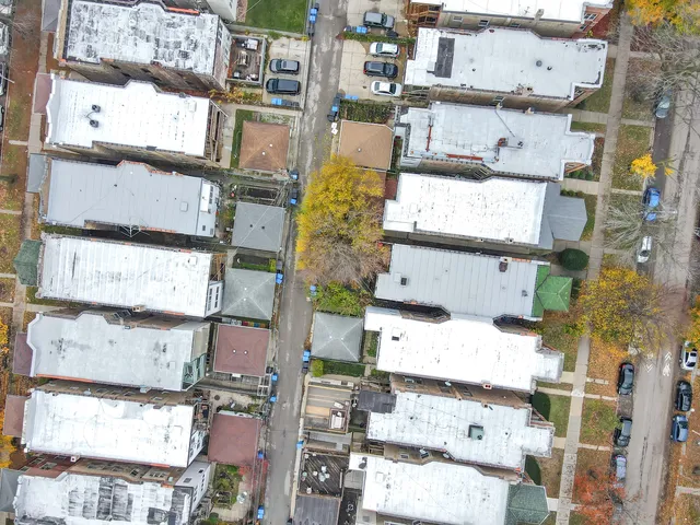 $850,000 | 6447 North Glenwood Avenue, Chicago, IL 60626