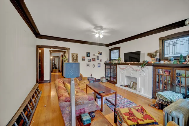 $850,000 | 6447 North Glenwood Avenue, Chicago, IL 60626