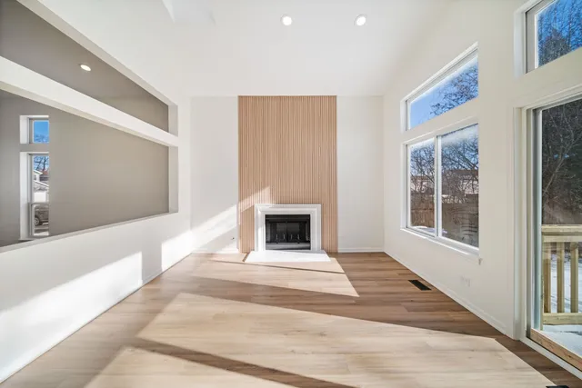 $389,900 | 4481 Tucker Lane, Waukegan, IL 60085