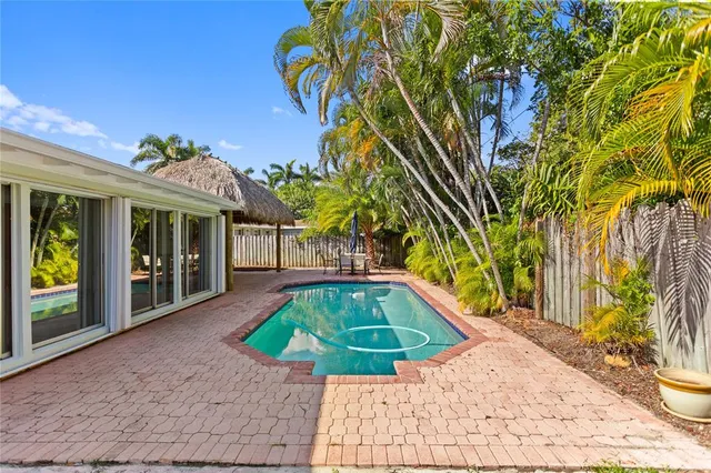 $4,500 | 2325 Northeast 9th Street, Pompano Beach, FL 33062