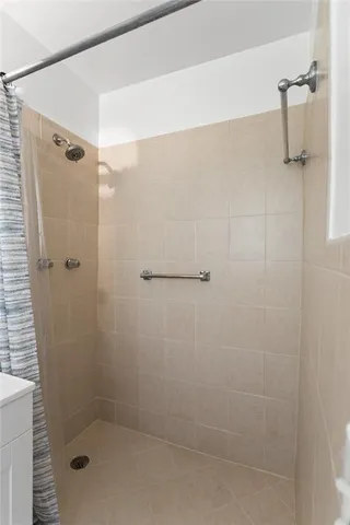 $4,500 | 2325 Northeast 9th Street, Pompano Beach, FL 33062