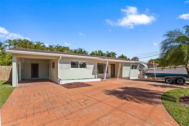 $4,500 | 2325 Northeast 9th Street, Pompano Beach, FL 33062