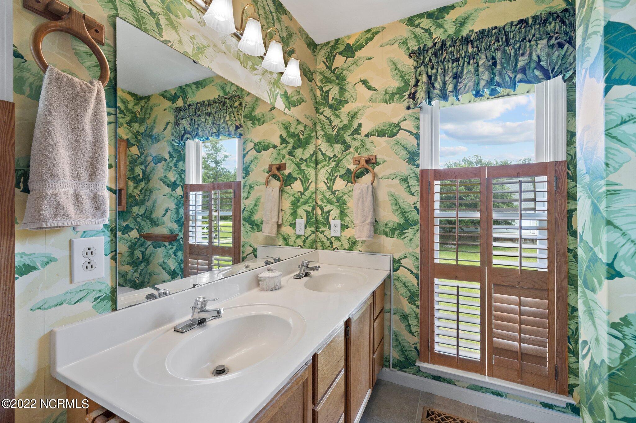 120 Thurman Road Beaufort, NC 28516 - Photo 13 of 37 120 Thurman Rd