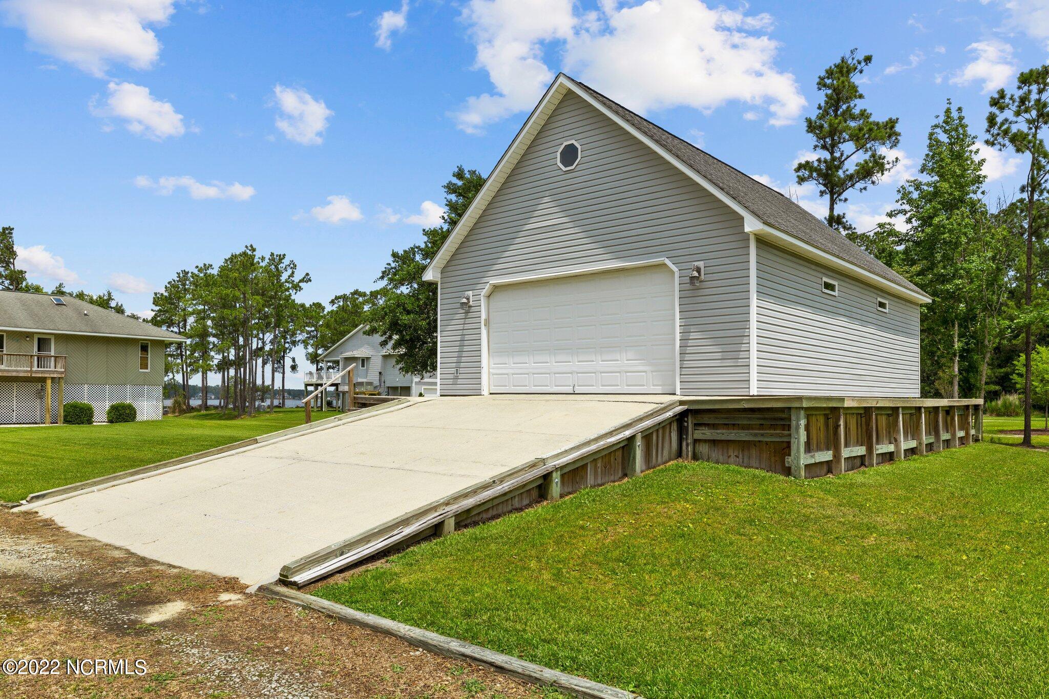 120 Thurman Road Beaufort, NC 28516 - Photo 25 of 37 120 Thurman Rd