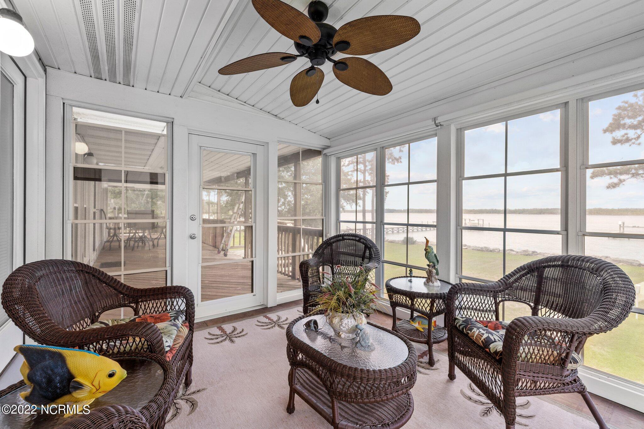 120 Thurman Road Beaufort, NC 28516 - Photo 6 of 37 120 Thurman Rd