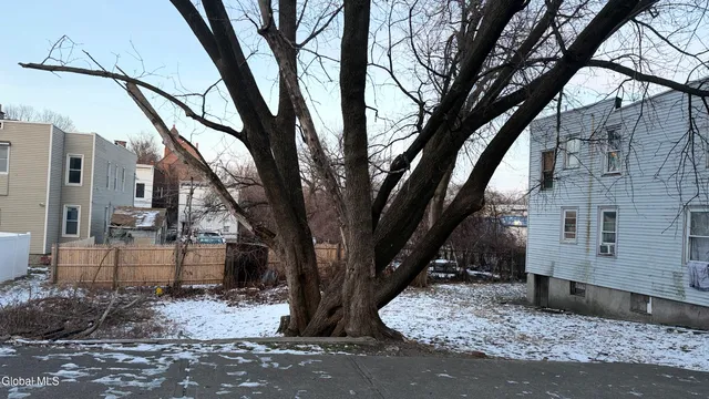 $193,000 | 232-242 Elk Street, Albany, NY 12206