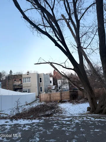 $193,000 | 232-242 Elk Street, Albany, NY 12206