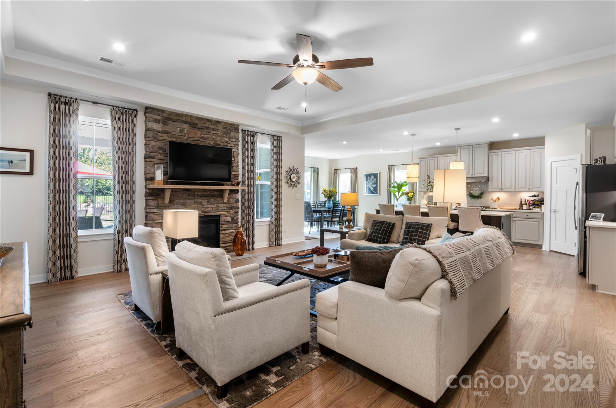 11218 Sound Road Davidson, NC 28036 - Photo 4 of 28 Gallery Image 4