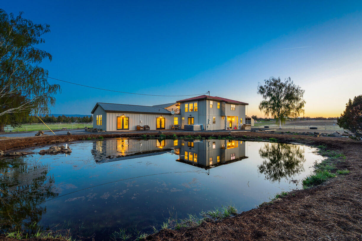 24166 Dodds Road Bend, OR 97701 - Photo 5 of 62 Exterior Pond