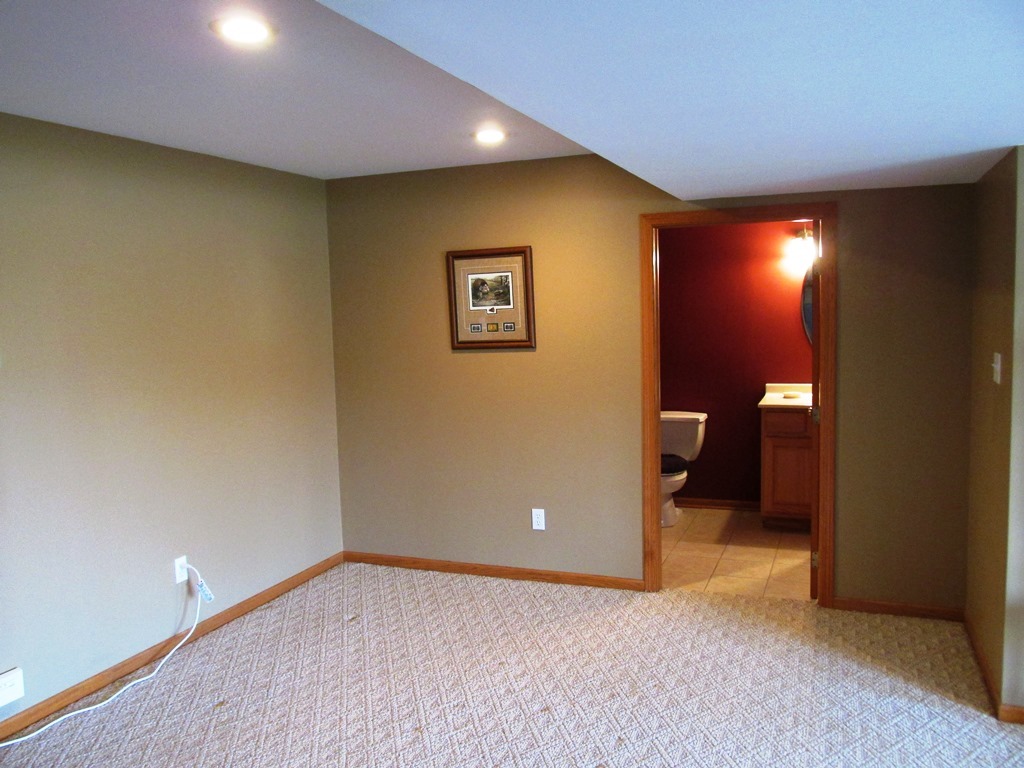 925.42 Fell Road West Brooklyn, IL 61378 - Photo 16 of 29