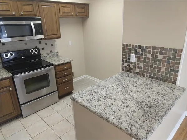 $1,495 | 2101 Rainbow Drive, Unit 4324, Arlington, TX 76011