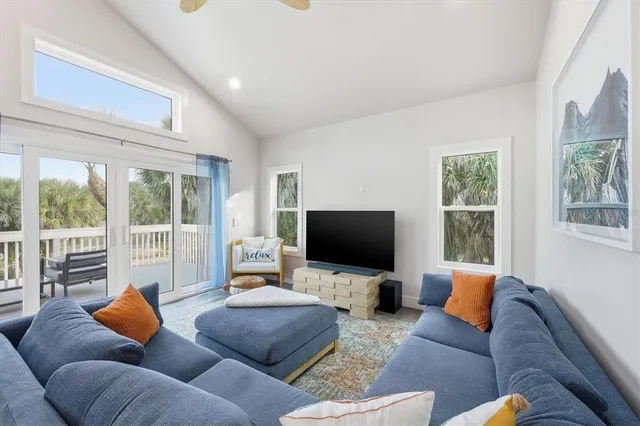 $1,160,000 | 19 Lemon Bay Lane, Placida, FL 33946