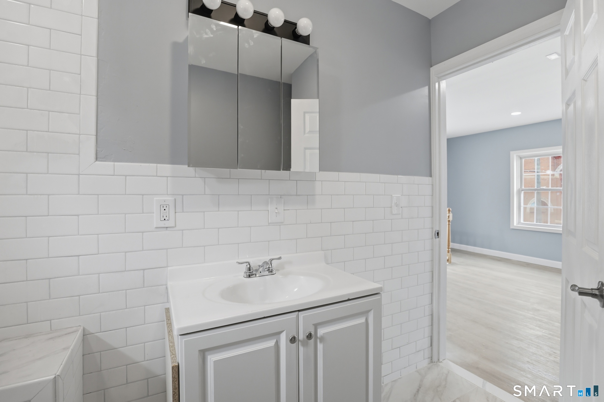33 Congress Avenue Waterbury, CT 06708 - Photo 19 of 29