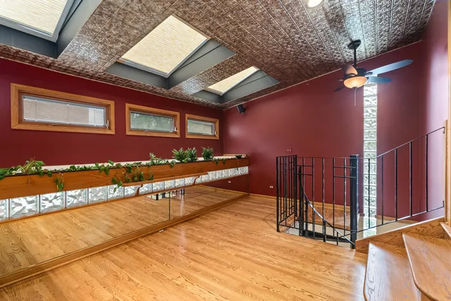 $1,199,999 | 807 Hitchcock Avenue, Lisle, IL 60532