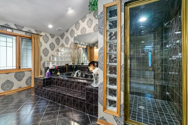 $1,199,999 | 807 Hitchcock Avenue, Lisle, IL 60532