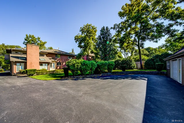 $1,199,999 | 807 Hitchcock Avenue, Lisle, IL 60532