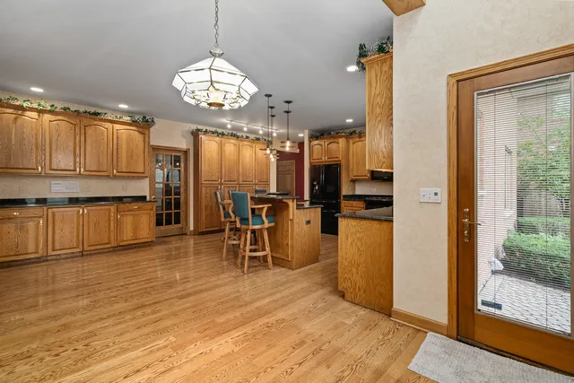 $1,199,999 | 807 Hitchcock Avenue, Lisle, IL 60532