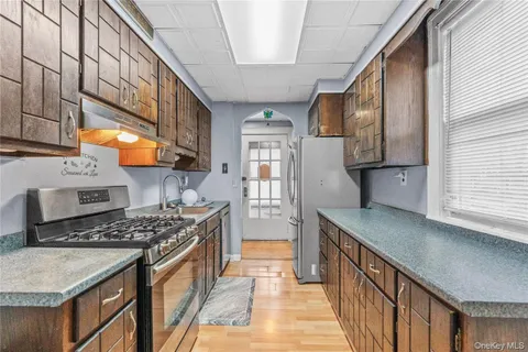 $1,150,000 | 240 North Fulton Avenue, Mount Vernon, NY 10552