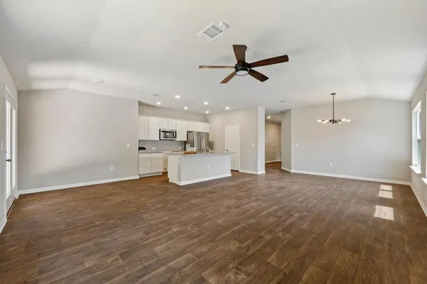 $299,900 | 252 Bunting Lane, Bertram, TX 78605