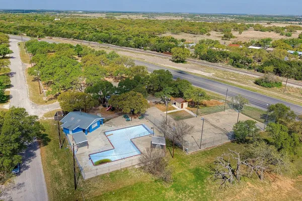 $299,900 | 252 Bunting Lane, Bertram, TX 78605