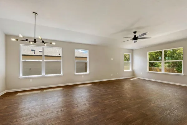 $299,900 | 252 Bunting Lane, Bertram, TX 78605