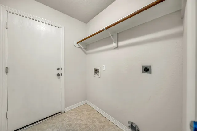 $1,850 | 256 Indian Falls South, Conroe, TX 77316