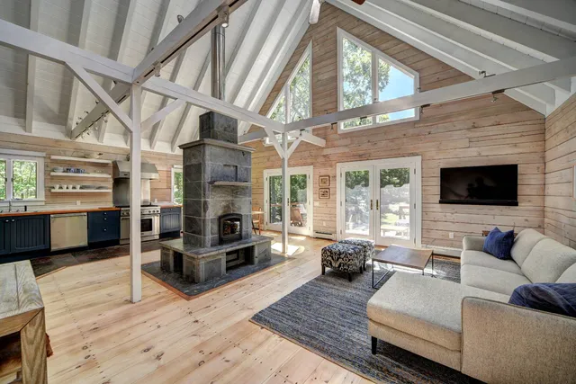 $40,000 | 143 Merchants Path, East Hampton, NY 11937