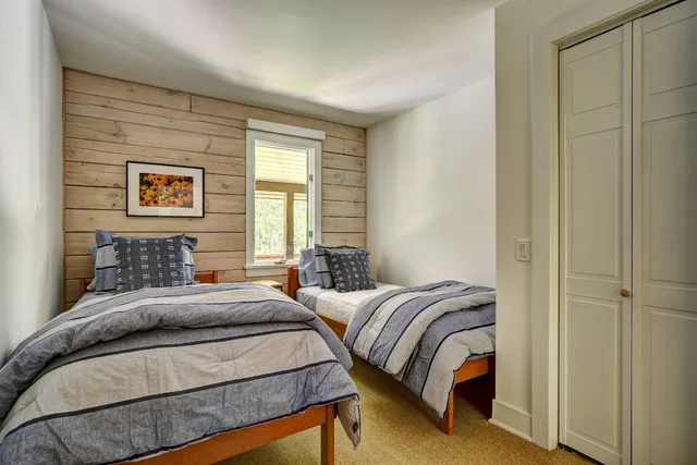 $40,000 | 143 Merchants Path, East Hampton, NY 11937