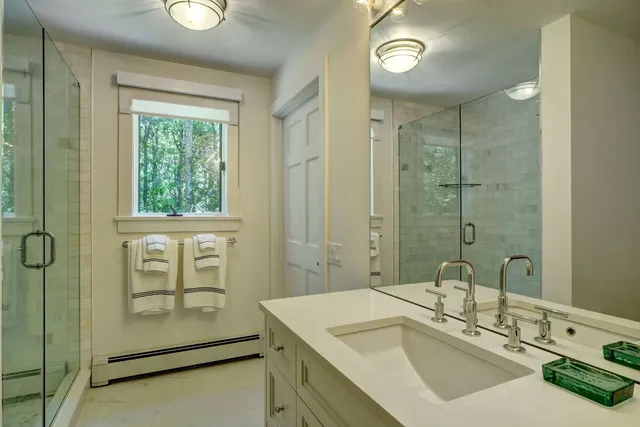 $40,000 | 143 Merchants Path, East Hampton, NY 11937