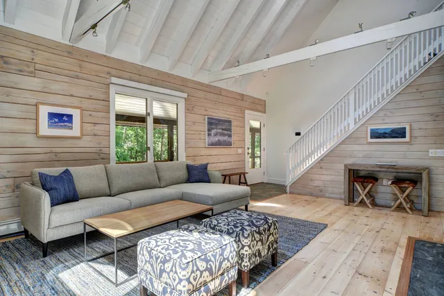 $40,000 | 143 Merchants Path, East Hampton, NY 11937