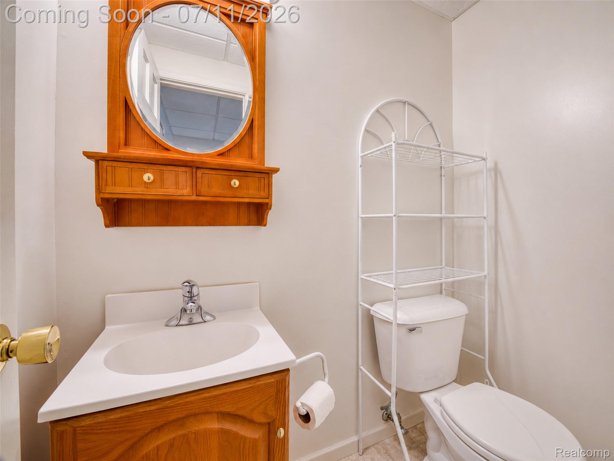 21790 River Ridge Trail Farmington, MI 48335 - Photo 24 of 34 image-30-ai.jpg
