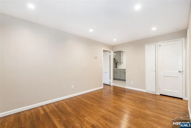 $2,000 | 189 Washington Avenue, Little Ferry, NJ 07643